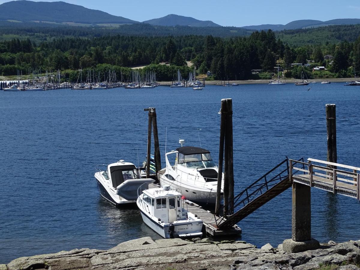 Trails End Beach House Suite With Hot Tub And Beach Bedroom Cabin! Ladysmith Exterior photo